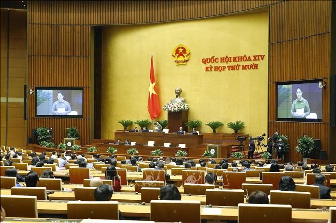 Chủ tịch Quốc hội Nguyễn Thị Kim Ngân phát biểu kết luận Phiên chất vấn sáng 10/11. Ảnh: TTXVN