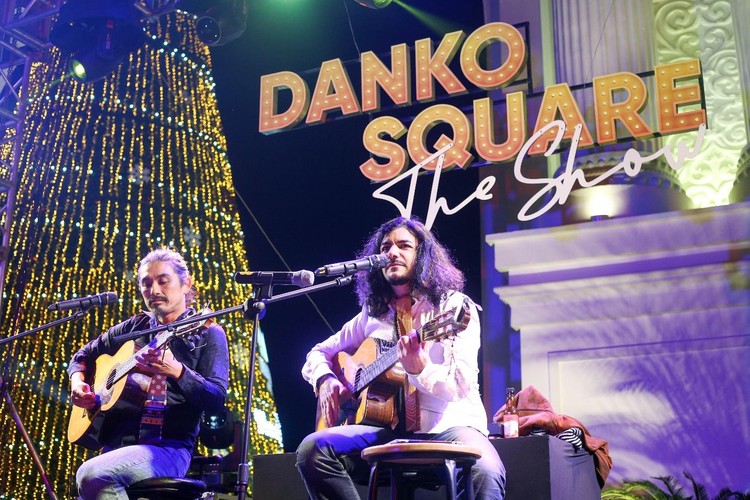 Danko Square - Thổi bùng cảm xúc trong “The Winter Show”
