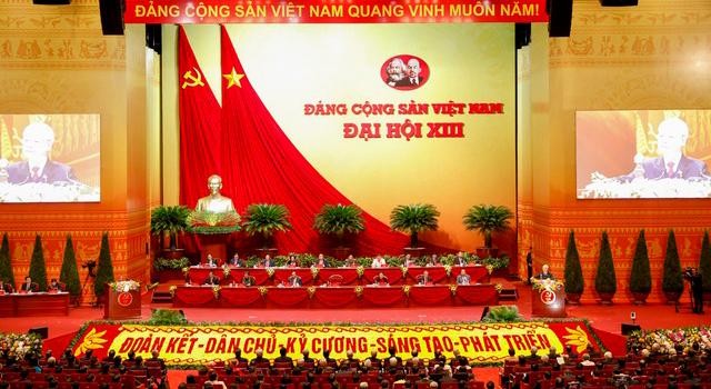 Tổng Bí thư, Chủ tịch nước Nguyễn Phú Trọng trình bày báo cáo tại phiên khai mạc