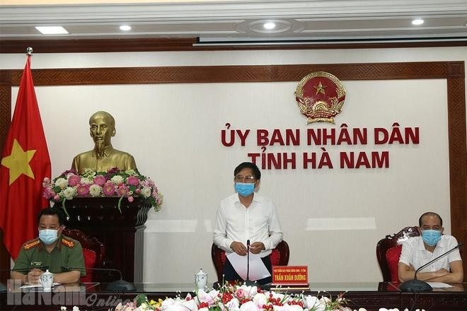Ông Trần Xuân Dưỡng, Phó Chủ tịch UBND tỉnh, Phó trưởng Ban thường trực BCĐ PCD tỉnh Hà Nam phát biểu kết luận hội nghị. Ảnh: Báo Hà Nam