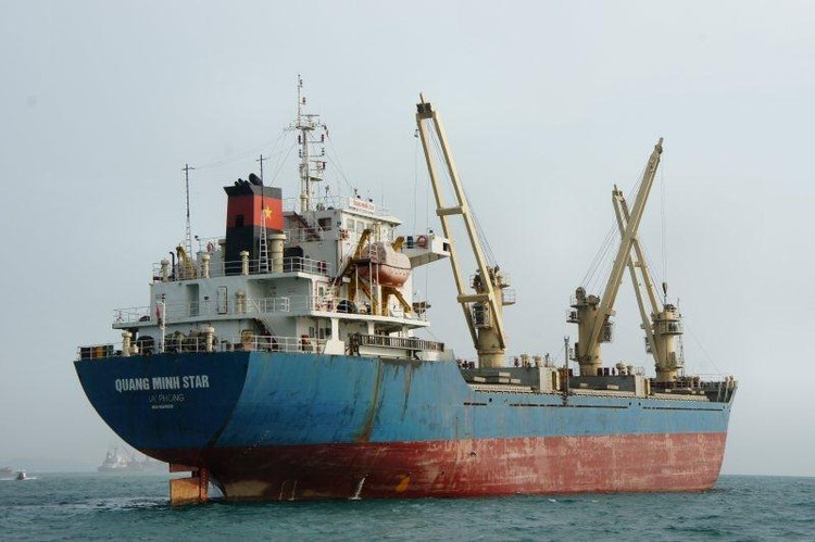 Tàu Quang Minh Star có trọng tải toàn phần là 8821,80 MT