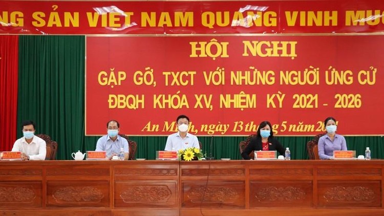 Các ứng viên ĐBQH khóa XV tại tỉnh Kiên Giang tiếp xúc cử tri, vận động bầu cử