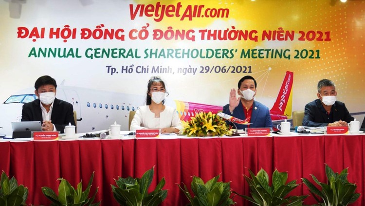 Đại hội cổ đông Công ty CP Hàng không Vietjet đã thông qua kế hoạch doanh thu hợp nhất năm 2021 tăng 20% so với năm 2020. Ảnh: Hữu Tài