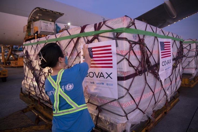 Thêm 3 triệu liều vaccine Moderna do Chính phủ Hoa Kỳ hỗ trợ thông qua Cơ chế COVAX đã về đến Việt Nam