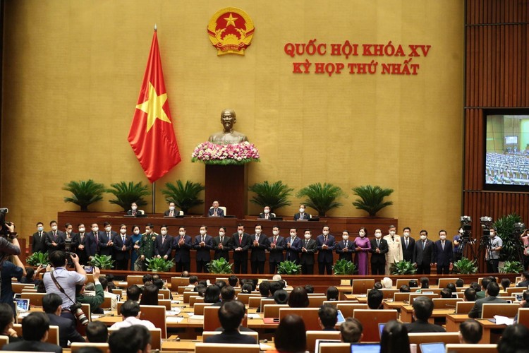 Các thành viên Chính phủ ra mắt trước Quốc hội khóa XV