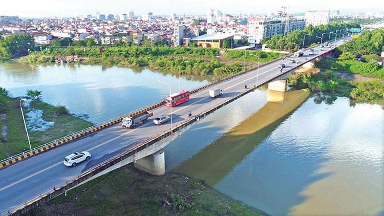 Xem xét, đưa Dự án xây dựng mở rộng cầu Xương Giang trên tuyến cao tốc Hà Nội-Bắc Giang