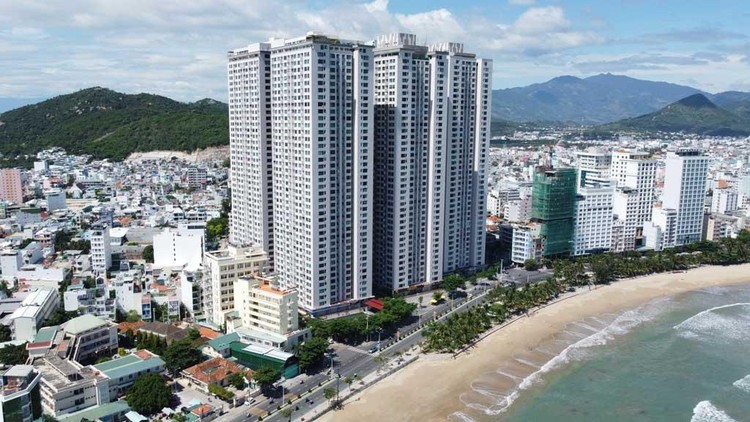 Tổ hợp khách sạn của Tập đoàn Mường Thanh tại khu vực Bãi Dương bị đình chỉ hoạt động vì vi phạm
