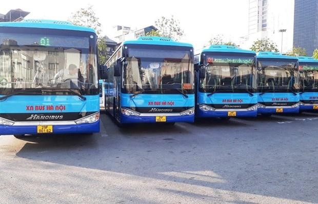 Tổng công ty vận tải Hà Nội bố trí xe buýt trực dự phòng và tăng cường lượt xe chạy để phục vụ nhu cầu đi lại dịp 2/9. Ảnh: CTV/Vietnam+