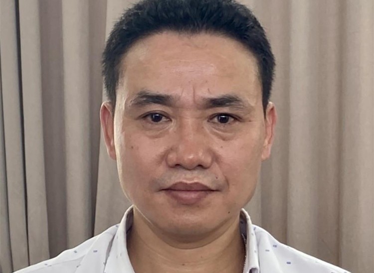 Bị can Trần Tùng, Phó Giám đốc Sở Ngoại vụ tỉnh Thái Nguyên