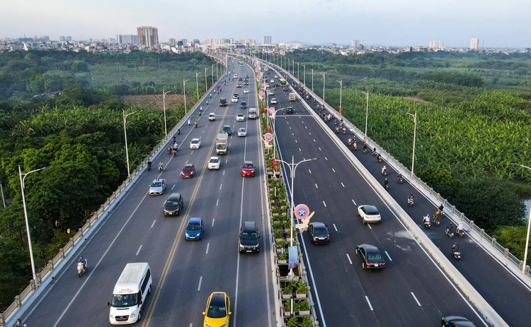 Hà Nội vừa hoàn thiện phương án tổ chức giao thông đồng bộ cả hai chiều cầu Vĩnh Tuy 