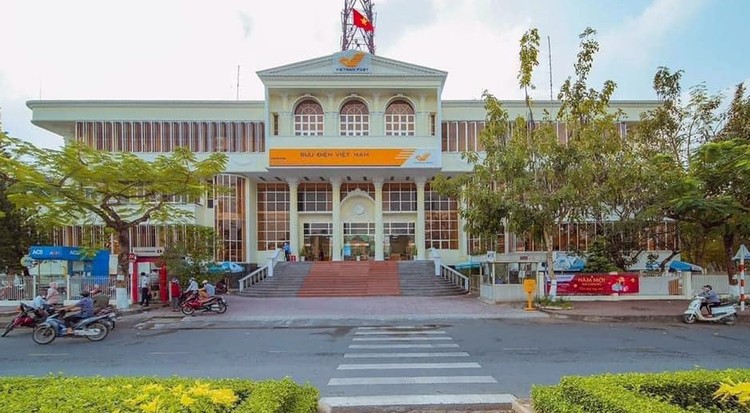Bưu điện tỉnh Long An vừa có thông báo về việc chấm dứt hợp đồng thi công xây dựng công trình xây mới Bưu điện huyện Tân Thạnh đối với Công ty TNHH MTV Dịch vụ thương mại Gia Thành