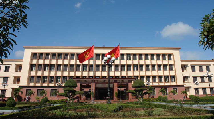 Vi phạm của Ban Cán sự Đảng UBND tỉnh Quảng Ninh nhiệm kỳ 2016-2021 liên quan tới AIC và FLC