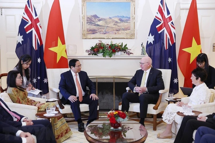 Thủ tướng Phạm Minh Chính hội kiến Toàn quyền Australia David Hurley.