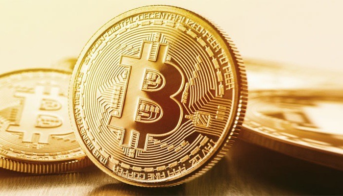Giá Bitcoin tiến sát mốc 16.000 USD