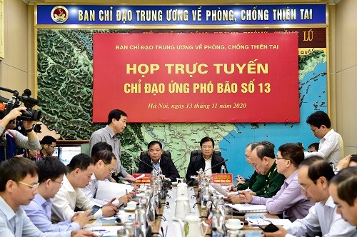 Phó Thủ tướng Trịnh Đình Dũng chủ trì cuộc họp - Ảnh: VGP/Đoàn Bắc
