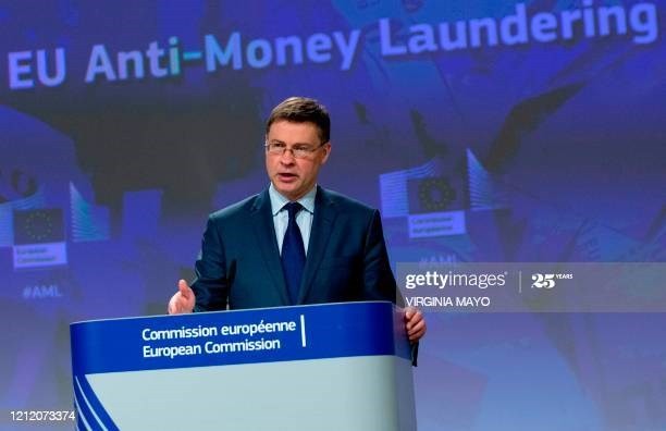  Phó Chủ tịch Ủy ban châu Âu (EC) Valdis Dombrovskis(Nguồn: GettyImages)