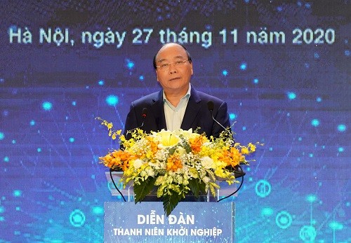 Thủ tướng Nguyễn Xuân Phúc phát biểu tại Diễn đàn Thanh niên khởi nghiệp 2020 - Ảnh: VGP/Quang Hiếu