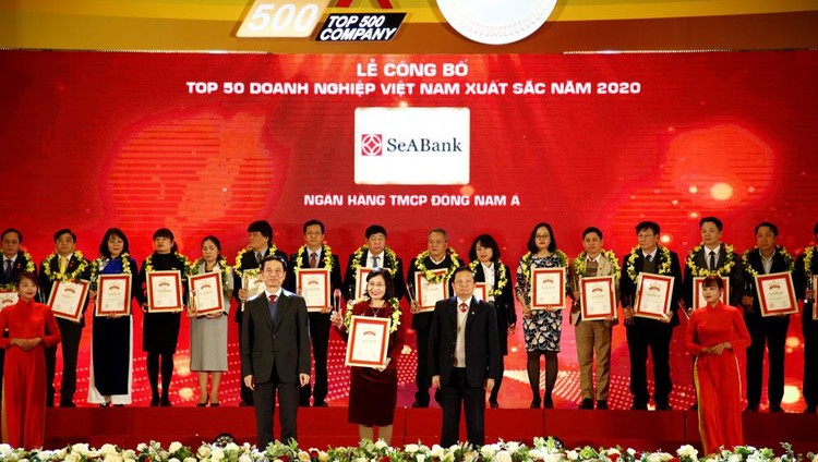 SeABank được trao tặng nhiều danh hiệu trong Lễ công bố Top 500 doanh nghiệp lớn nhất Việt Nam năm 2020