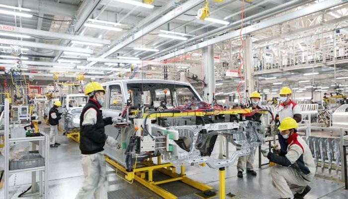 Trong một nhà máy sản xuất ô tô của hãng Great Wall ở Trùng Khánh, Trung Quốc, tháng 1/2021 - Ảnh: Getty/CNBC.