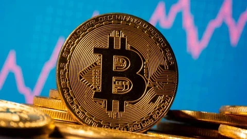 Bitcoin áp sát đỉnh kỷ lục