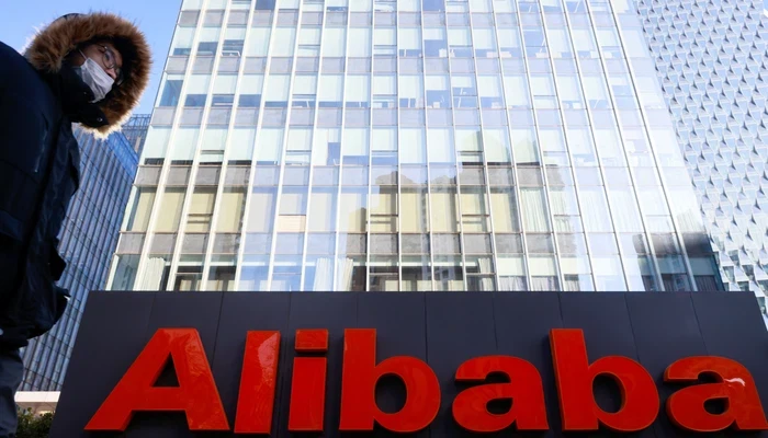 Sóng gió bắt đầu ập đến với Alibaba cũng như công ty liên kết Ant Group từ cuối năm 2020 - Ảnh: Reuters