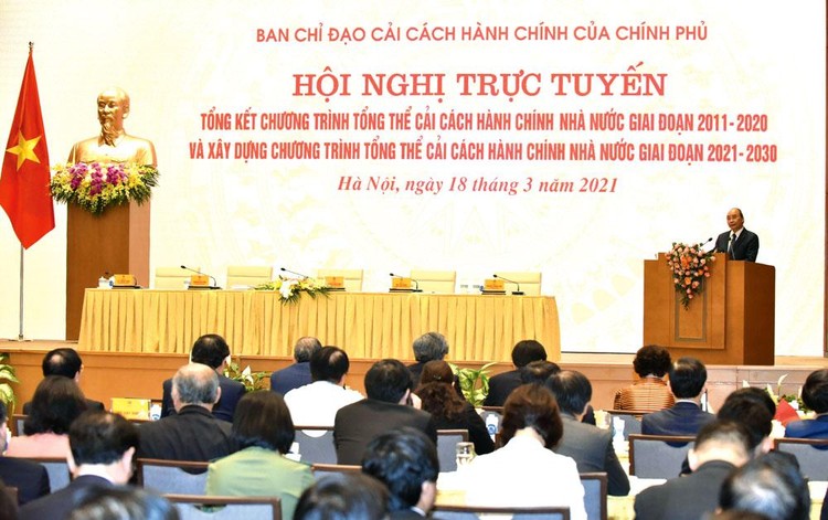 Thủ tướng Nguyễn Xuân Phúc chủ trì Hội nghị tổng kết Chương trình tổng thể Cải cách hành chính nhà nước giai đoạn 2011 - 2020. Ảnh: Trần Hải
