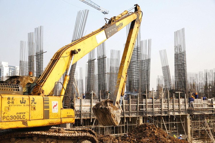 Theo ý kiến của Phòng Thương mại và Công nghiệp Việt Nam, xây dựng nhà ở công vụ không thuộc lĩnh vực đầu tư theo phương thức PPP. Ảnh: Tiên Giang