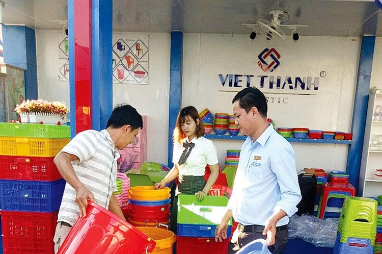 Công ty CP Sản xuất và Thương mại Nhựa Việt Thành đấu giá 5 triệu cổ phần để huy động vốn phát triển sản phẩm mới. Ảnh: Việt Thành