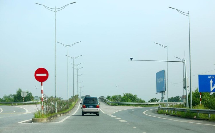 Dự án Đường nối Quốc lộ 32 với đường cao tốc Nội Bài - Lào Cai (IC15) có tổng mức đầu tư 420 tỷ đồng. Ảnh: Tiên Giang
