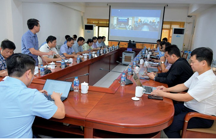 Quang cảnh Hội thảo tại điểm cầu trực tuyến Công ty CP Nhiệt điện Phả Lại. Ảnh: Thu Trang