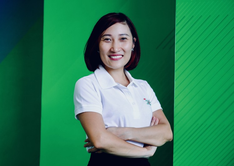 Bà Tống Diệu Linh, Giám đốc Trung tâm Ngân hàng Giao dịch, Khối Thị trường tài chính VPBank