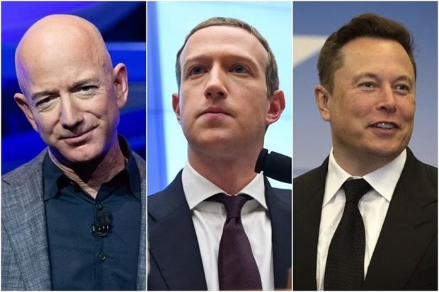 Ba tỷ phú giàu nhất thế giới, từ trái qua phải gồm Jeff Bezos, Zuckerberg và Elon Musk. (Nguồn: Straits Times)