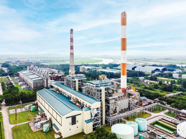 Với tổng công suất 1.040 MW, Nhiệt điện Phả Lại là nhà cung cấp nhiệt điện than lớn nhất Việt Nam và Đông Nam Á