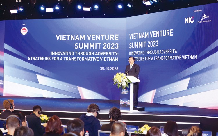Thứ trưởng Bộ Kế hoạch và Đầu tư Trần Duy Đông phát biểu tại Diễn đàn Quỹ đầu tư khởi nghiệp sáng tạo Việt Nam 2023. Ảnh: Trương Gia