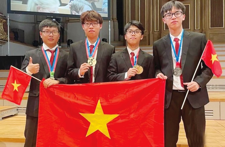 Năm nào Việt Nam cũng có nhiều học sinh, sinh viên giành giải cao trong các cuộc thi tài quốc tế