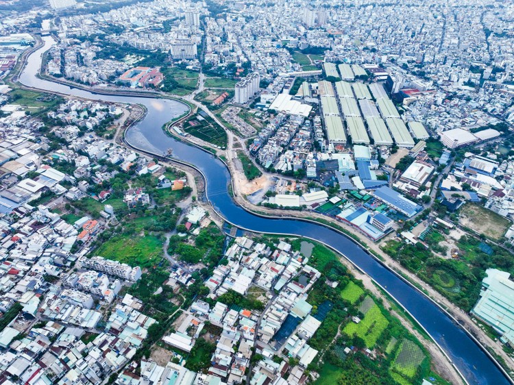 Dự án Xây dựng hạ tầng và cải tạo môi trường kênh Tham Lương - Bến Cát - rạch Nước Lên được triển khai thần tốc đã tạo nên diện mạo mới hoàn toàn khác biệt