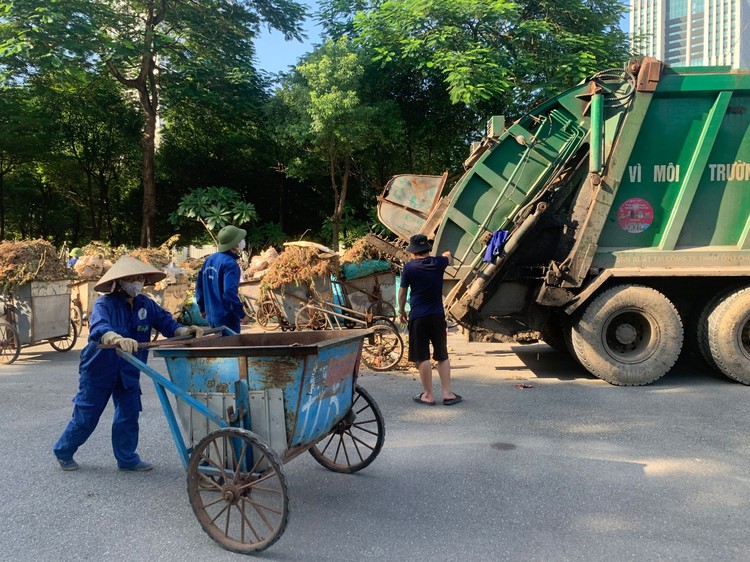 Gói thầu số 1 Thu gom, vận chuyển, xử lý rác thải sinh hoạt năm 2024 - 2025 trên địa bàn huyện Tam Bình (tỉnh Vĩnh Long) đã chọn được nhà thầu. Ảnh minh họa: Nhã Chi