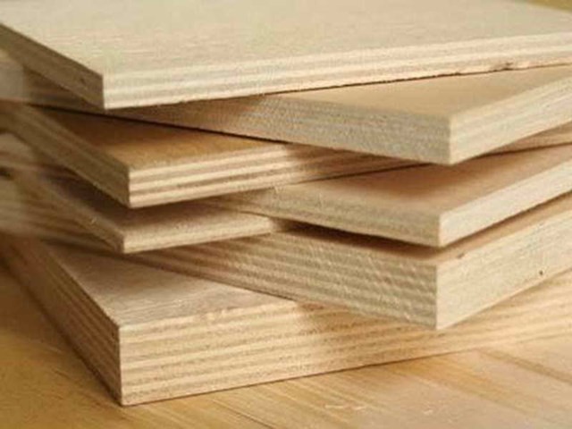 Tổng cục hải quan kiến nghị mở rộng điều tra các doanh nghiệp sản xuất, xuất khẩu mặt hàng gỗ ván ép, gỗ dán có sản lượng tăng đột biến. Ảnh minh họa: Internet 