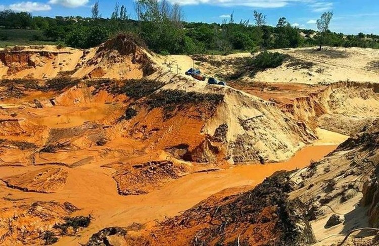 UBND tỉnh Bình Thuận chưa xử lý dứt điểm tình trạng khai thác khoáng sản trái phép theo kiến nghị của KTNN. Ảnh minh họa: Internet 