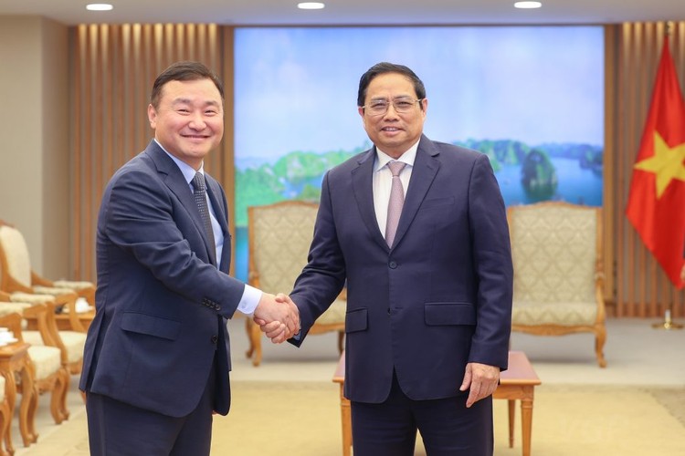 Thủ tướng Phạm Minh Chính làm việc với ông Roh Tae-Moon, Tổng giám đốc Tập đoàn Samsung nhân kỷ niệm 30 năm thiết lập quan hệ ngoại giao Việt Nam – Hàn Quốc (1992-2022). Ảnh: VGP