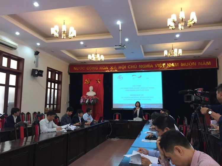 Hội thảo Cách mạng công nghiệp 4.0 và các ngành công nghệ mới ở Việt Nam diễn ra sáng ngày 21/11, tại Hà Nội.