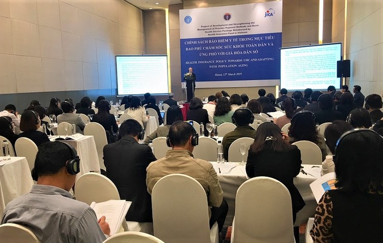 Hơn 80 đại biểu là lãnh đạo, cán bộ đến từ các đơn vị xây dựng, thực hiện chính sách bảo hiểm y tế của Việt Nam đã tham dự Hội thảo