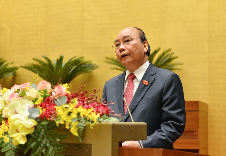Thủ tướng Chính phủ Nguyễn Xuân Phúc khái quát 5 cân đối hài hòa lớn trong nhiệm kỳ Chính phủ 2016 - 2021 (ảnh: QH)