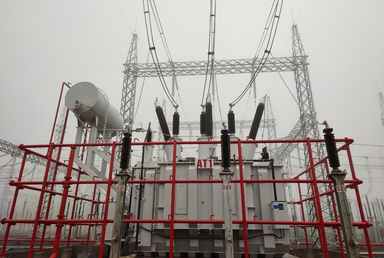 Máy biến áp AT1 tại trạm biến áp 220kV Lao Bảo đóng điện thành công tối ngày 13/9/2021 (ảnh: CPMB)