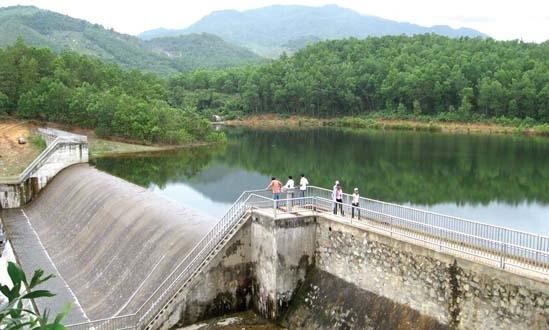 Một công trình hồ chức nước ở Quảng Ngãi (ảnh minh họa: Internet)