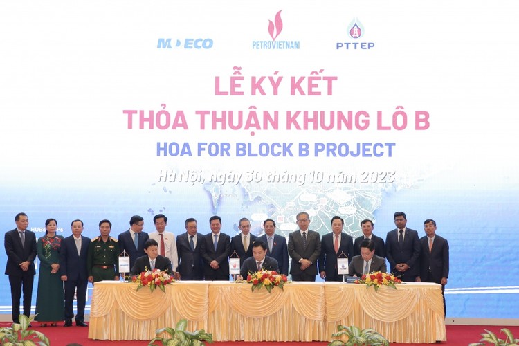 Thủ tướng Chính phủ Phạm Minh Chính chứng kiến PVN cùng các đối tác ký kết triển khai chuỗi dự án khí điện Lô B - Ô Môn (ảnh: PVN)